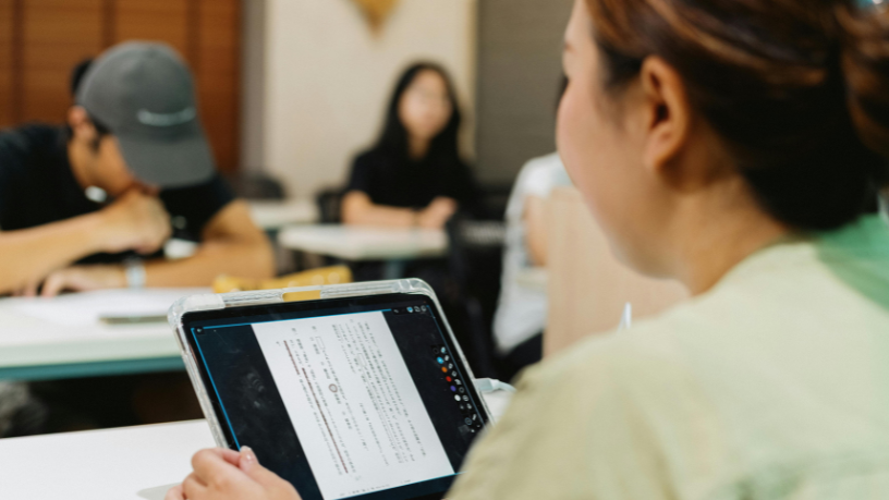 Descubra com Teciomar Ábila estratégias para tornar os alunos protagonistas através de métodos ativos e tecnológicos.