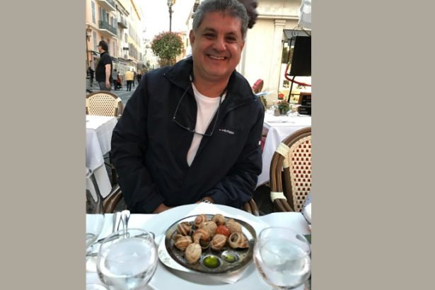 Entre dados e sabores, a tecnologia transforma a experiência gastronômica em viagem com Leonardo Rocha de Almeida.