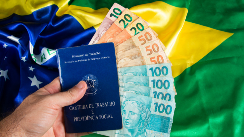 Adaptação como habilidade central do empreendedor brasileiro, segundo Vitor Barreto Moreira.